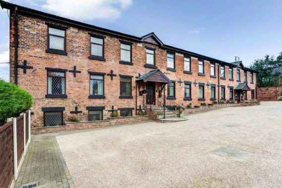 2 Bedroom Flat